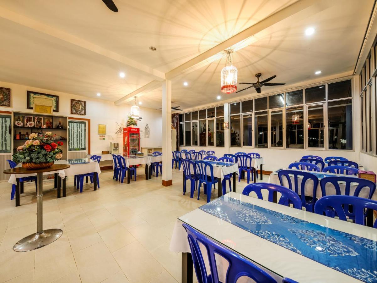 Oyo 44124 De Langkawi Resort And Convertion Centre Ayer Hangat Εξωτερικό φωτογραφία