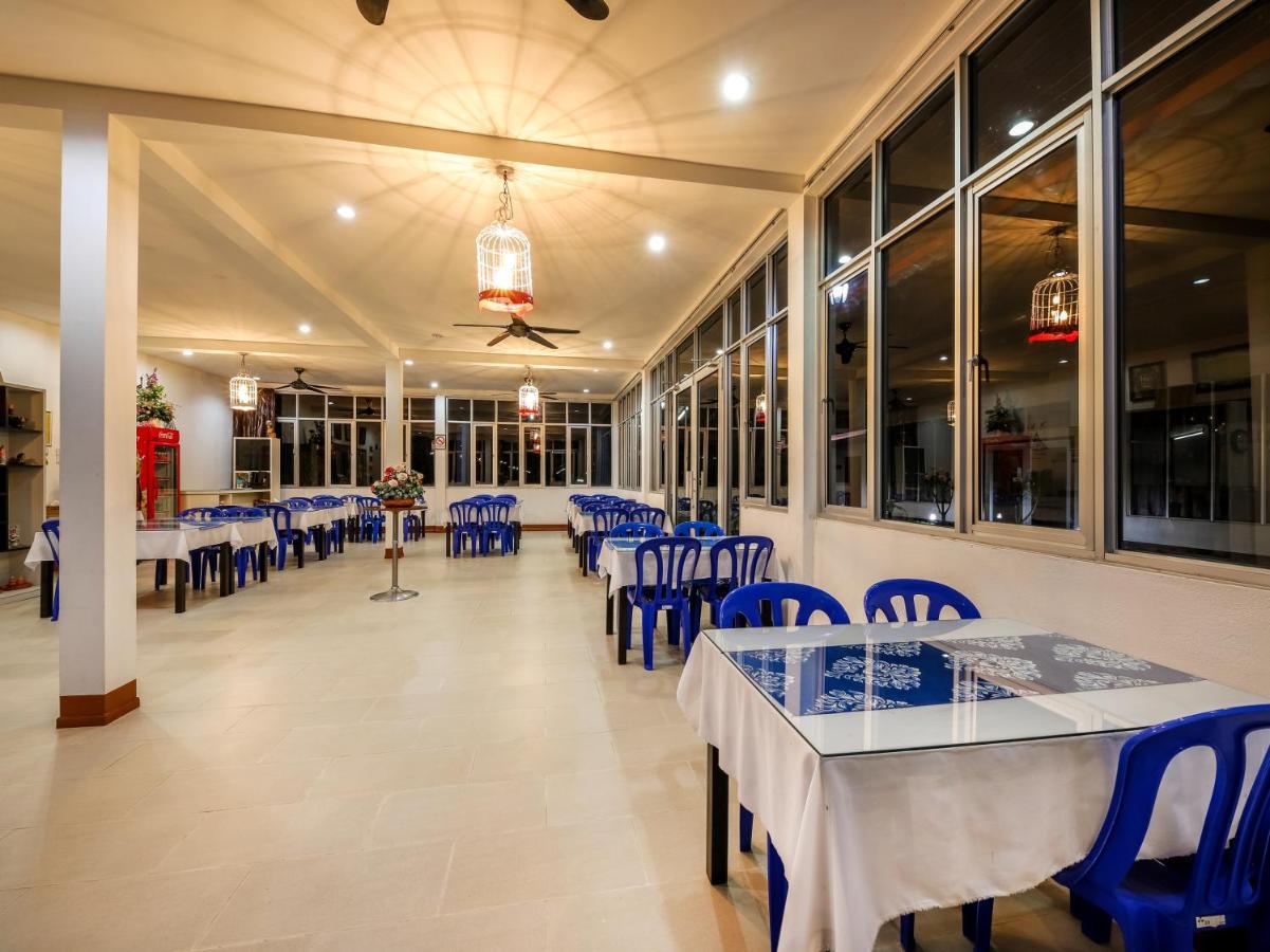 Oyo 44124 De Langkawi Resort And Convertion Centre Ayer Hangat Εξωτερικό φωτογραφία